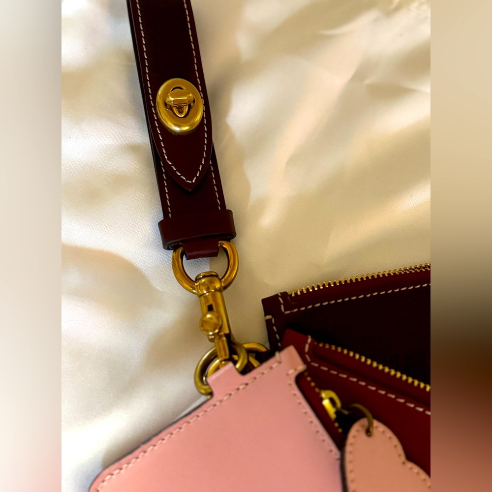 Trio Pouch Set With Cut Outs ⭐️ ♥️ ⚡️ - Picture 5 of 8